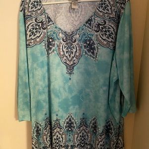 Beautiful dress top to wear with white shorts while you’re at the beach